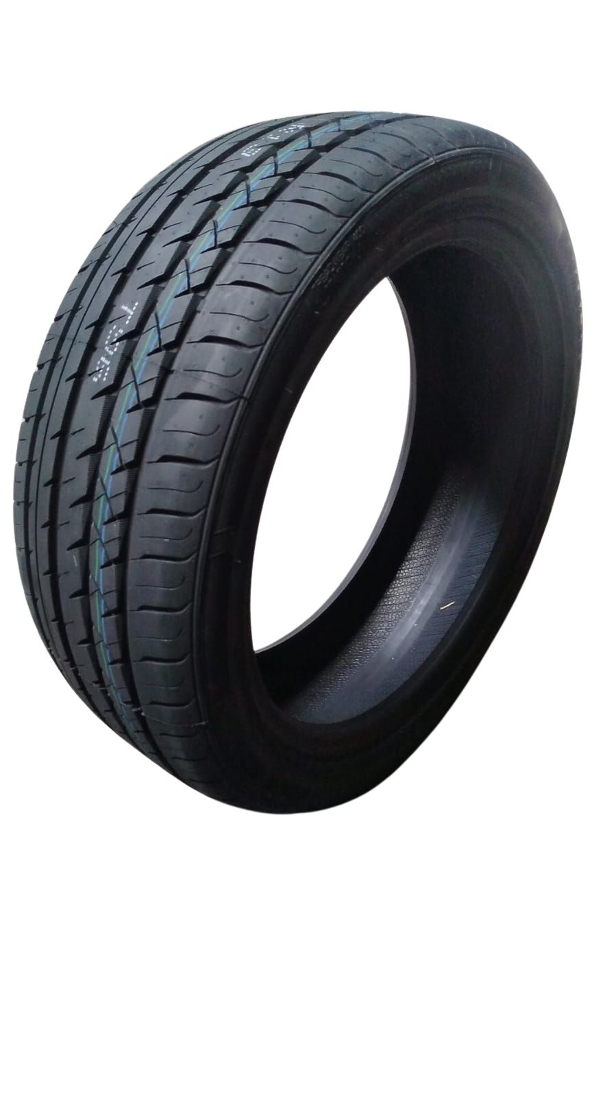 NEUMATICO 225/45 R19 ROCKBLADE ROCK 525 96 W (Z) – Neumáticos del