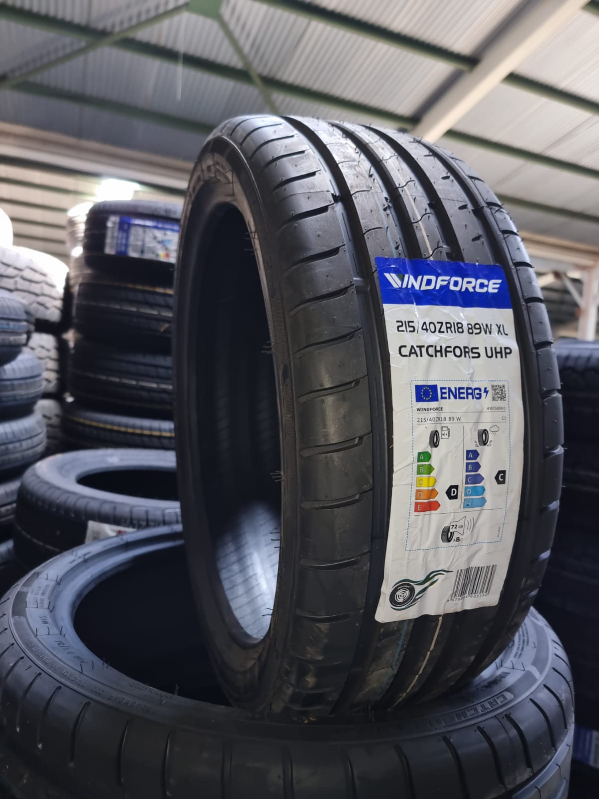 Neumatico 215/40 R18 89wxl Catchfors Uhp Windforce – Neumáticos