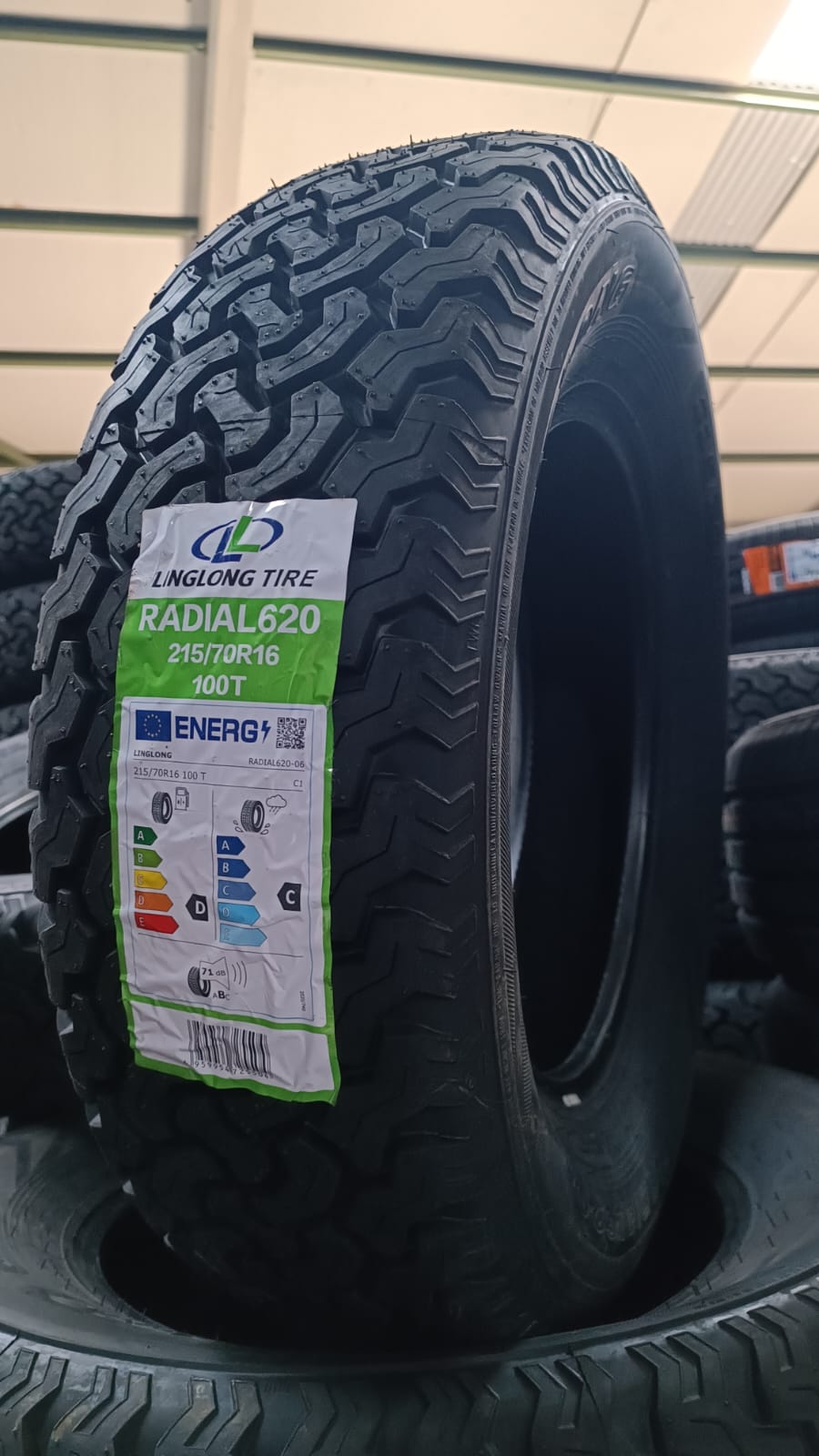 Neumatico 215/70 R16 Linglong 100t Radial 620 At