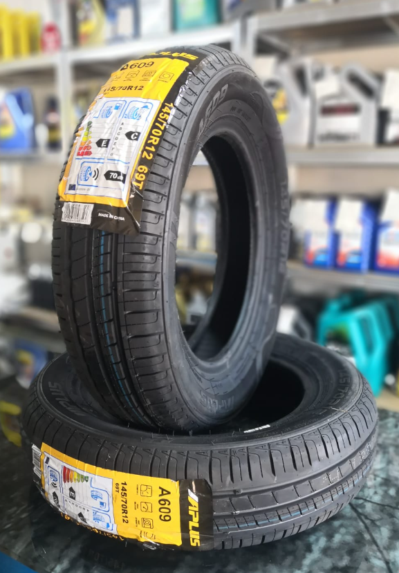 NEUMATICO 145/70 R12 APLUS A609 69T