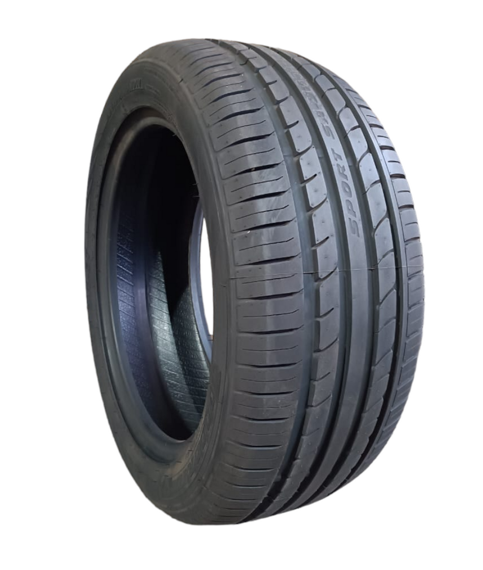 Neumatico 235/50 R17 Goodride Auto Sa37 96v