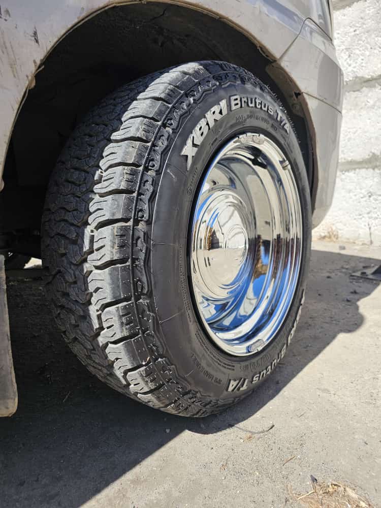 Juego de llantas 15x8 5X114/5X120 Et-6 SMOOTHIE CHROME