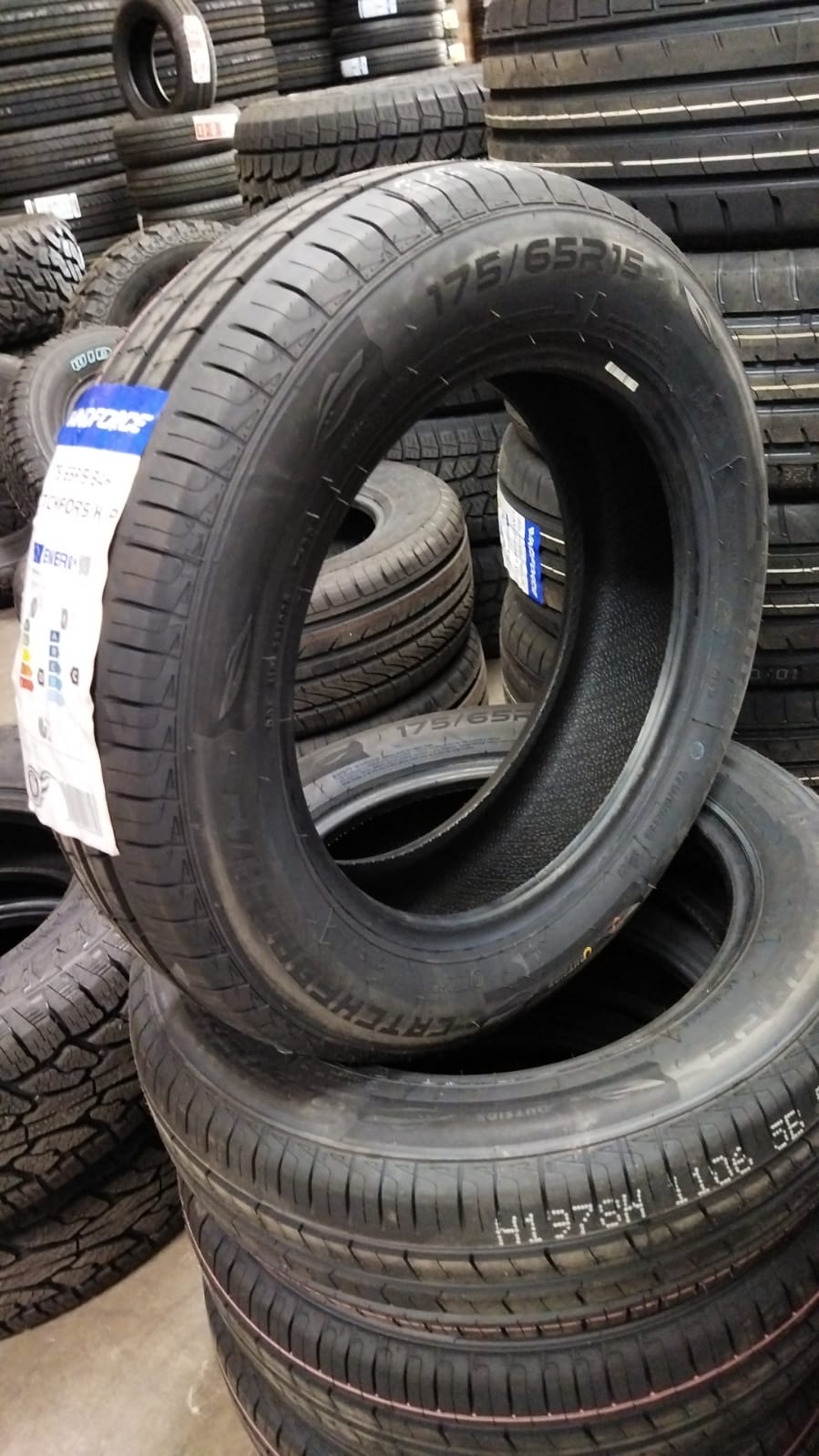 NEUMATICO 175/65 R15 WINDFORCE CATCHFORS HP 84H – Neumáticos del Maule