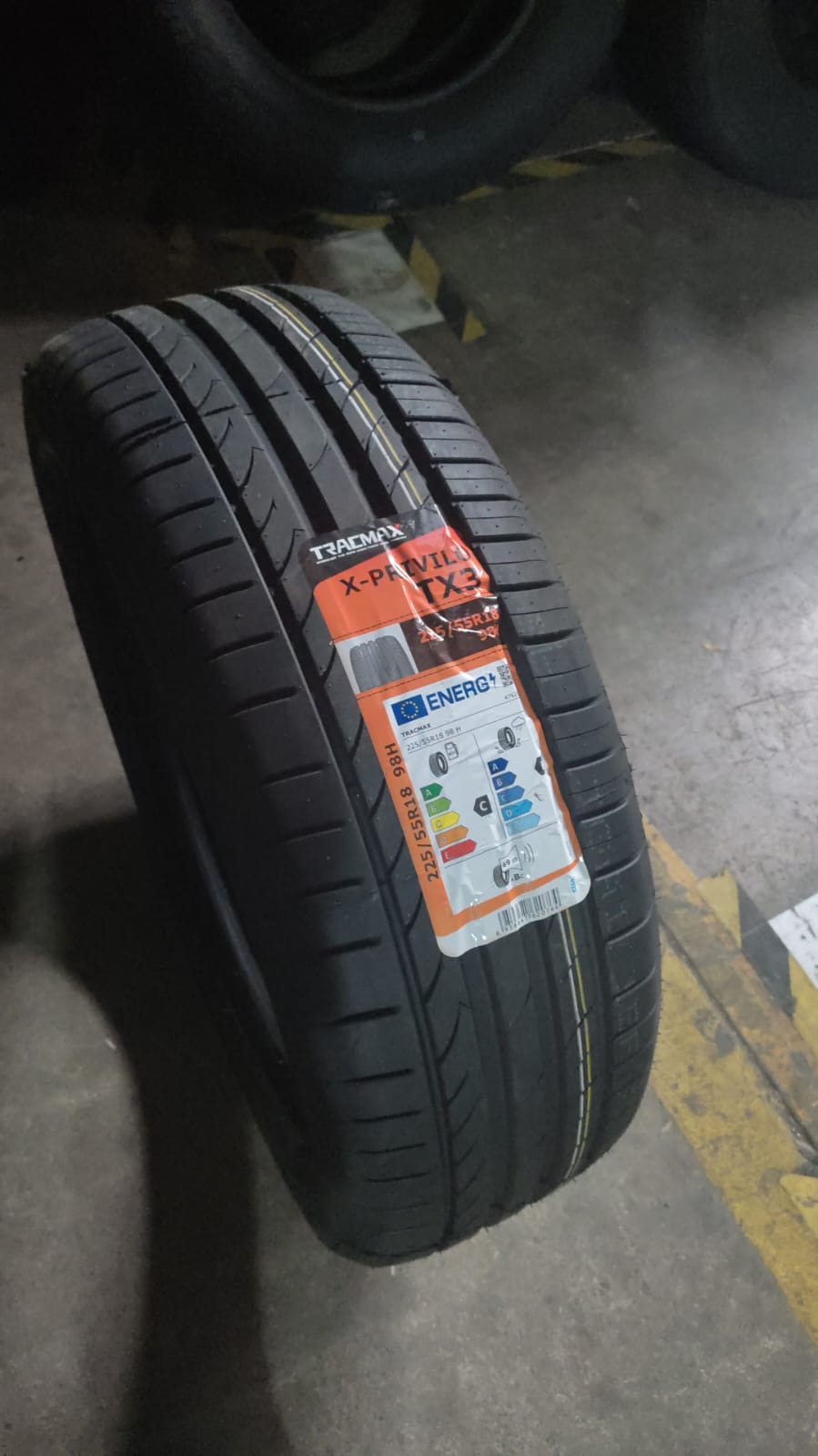 NEUMATICO 225/55 R18 TRACMAX X-PRIVILO TX3 98H   PCR
