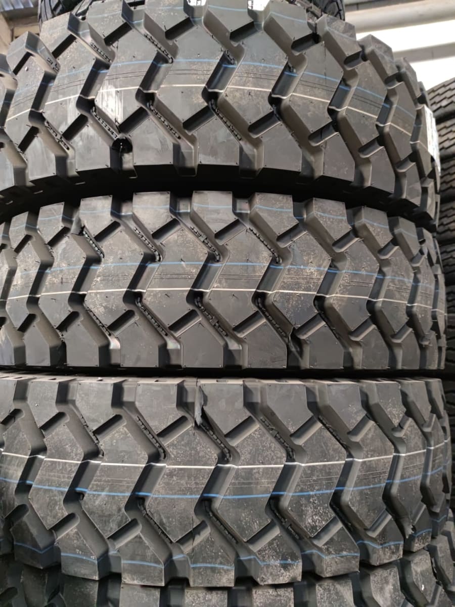 NEUMATICO 295/80 R22.5 18PR 152/149C FORZA BLOCK B1 XBRI (FAENA)