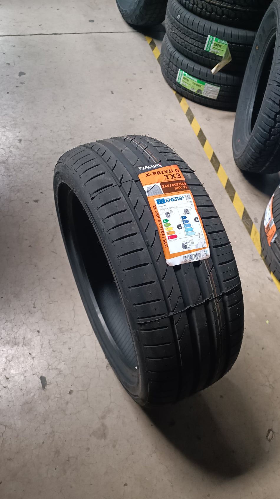 Neumatico 245/40 R19 Tracmax Pcr X-privilo Tx3 98yxl