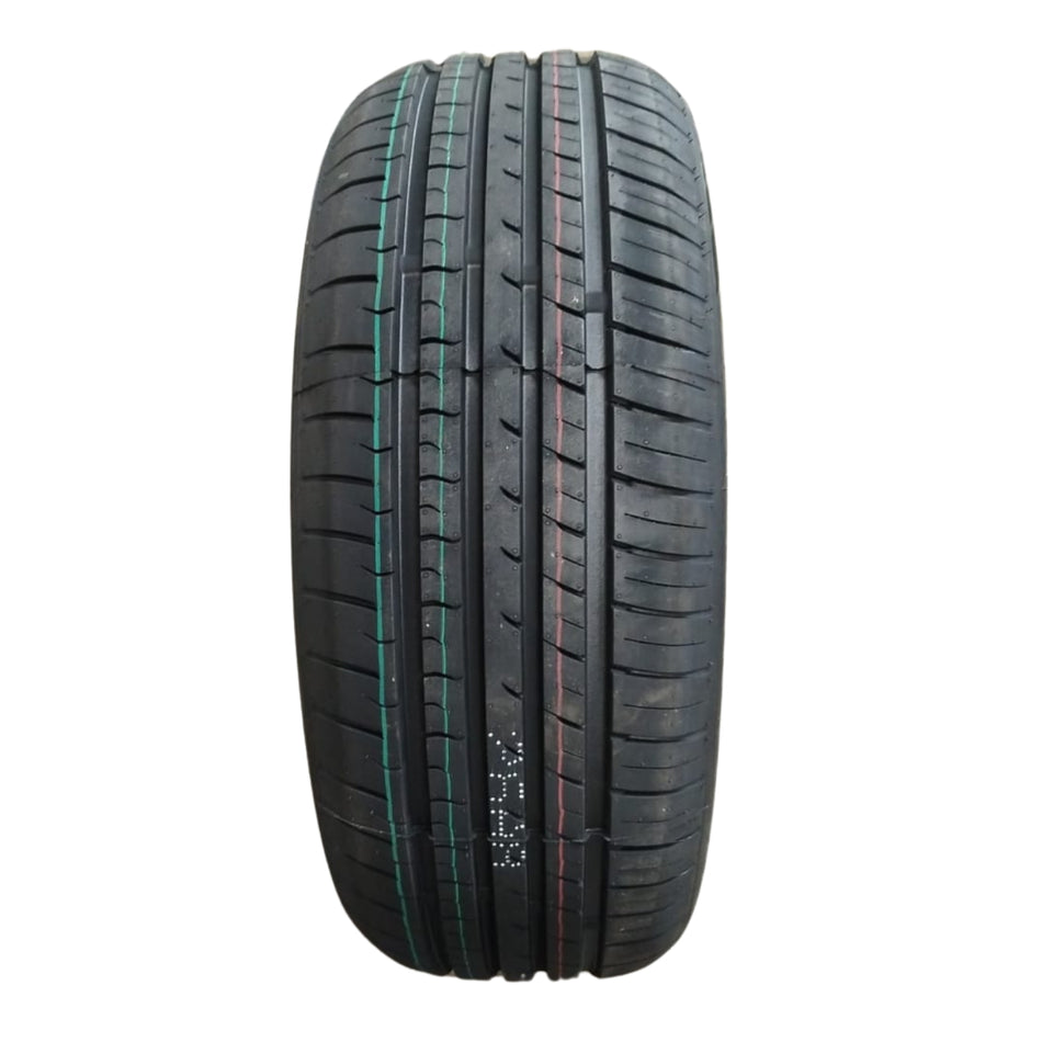 NEUMATICO 195/50 R15 ROCKBLADE ROCK 555 82 V