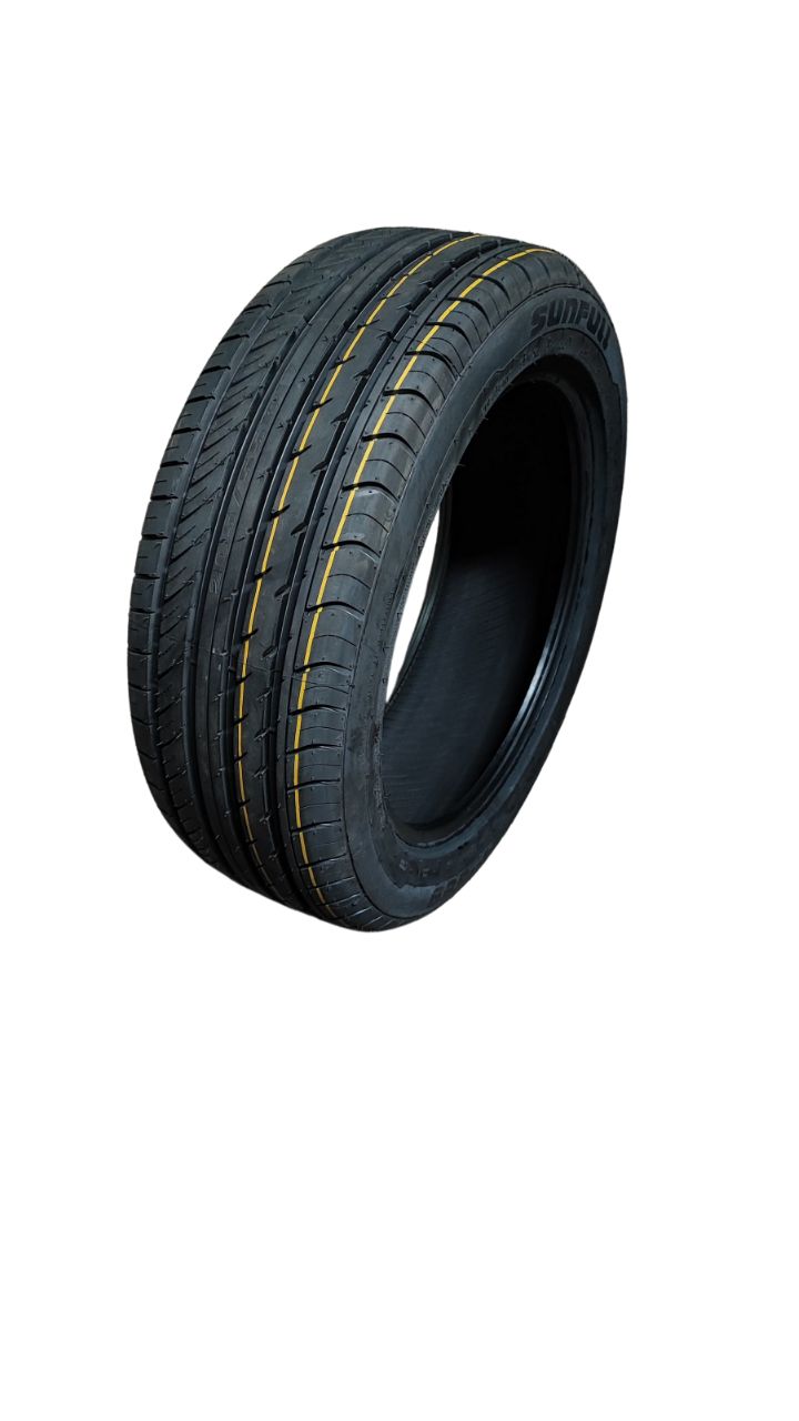 Neumatico 205/55 R17 Sunfull Sf-888 95wxl