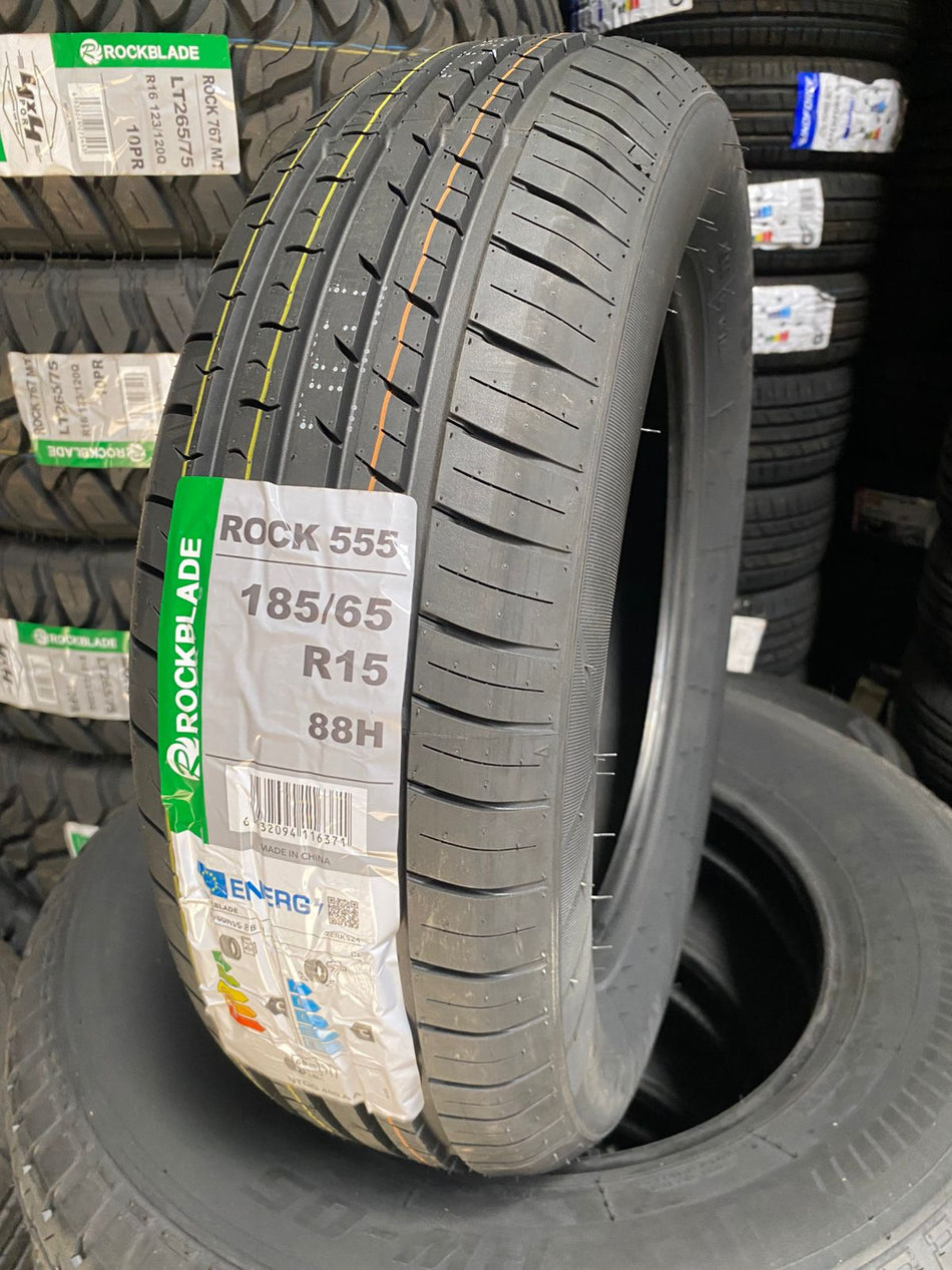 NEUMATICO 185/65 R15 ROCKBLADE ROCK 555 88H