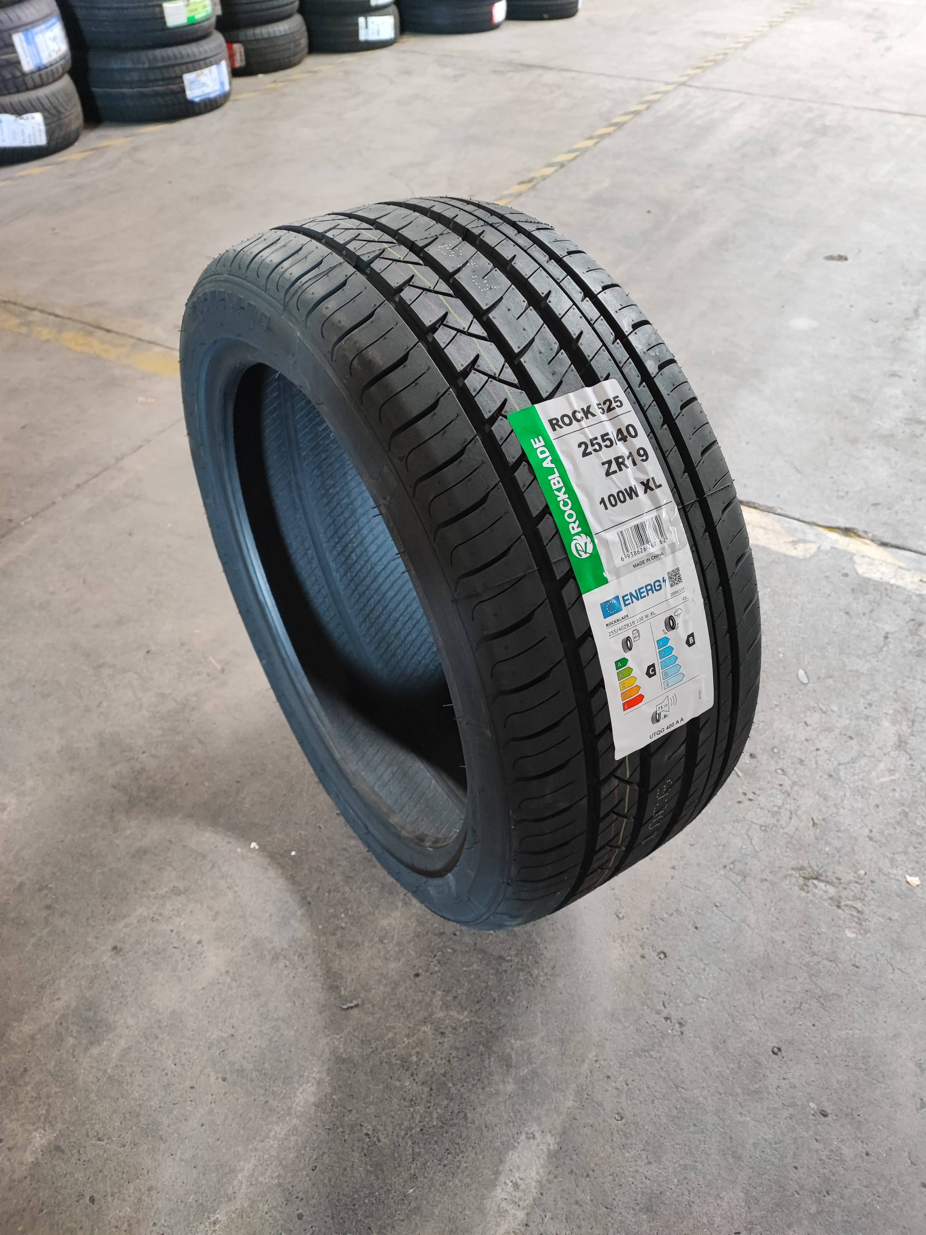 0 255⁄40R19 : Rockblade ROCKBLADE（ロックブレード） XL ROCK 1 2026