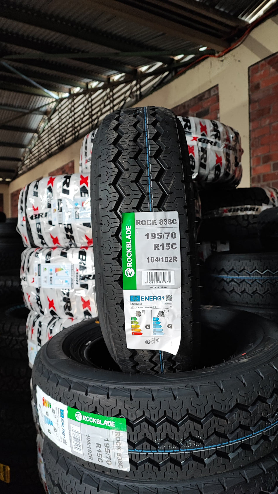 NEUMATICO 195/70 R15C B ROCKBLADE ROCK 838C 104/102 R