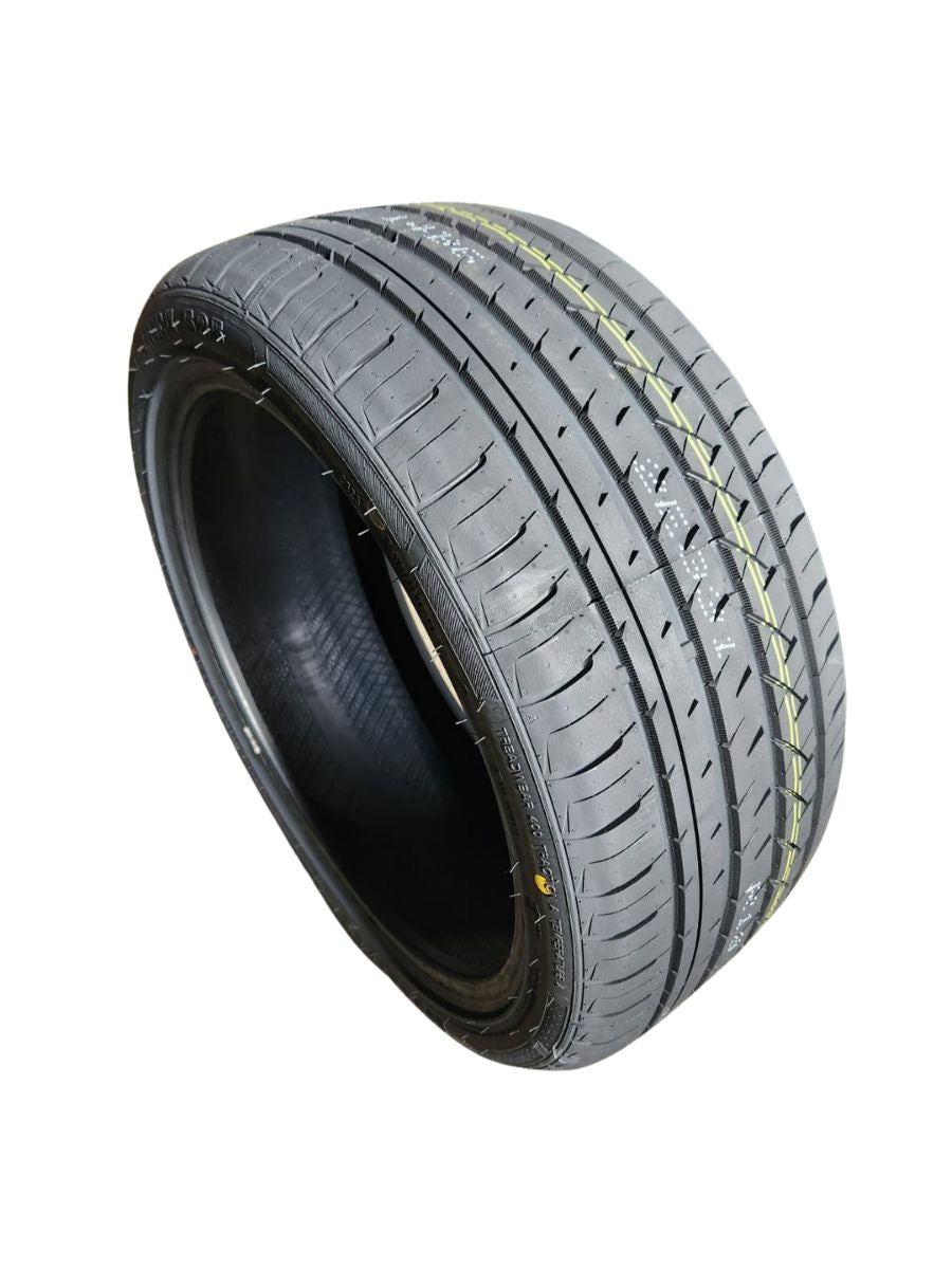 Neumatico 235/40 R19 Rockblade Rock 525 96w Z