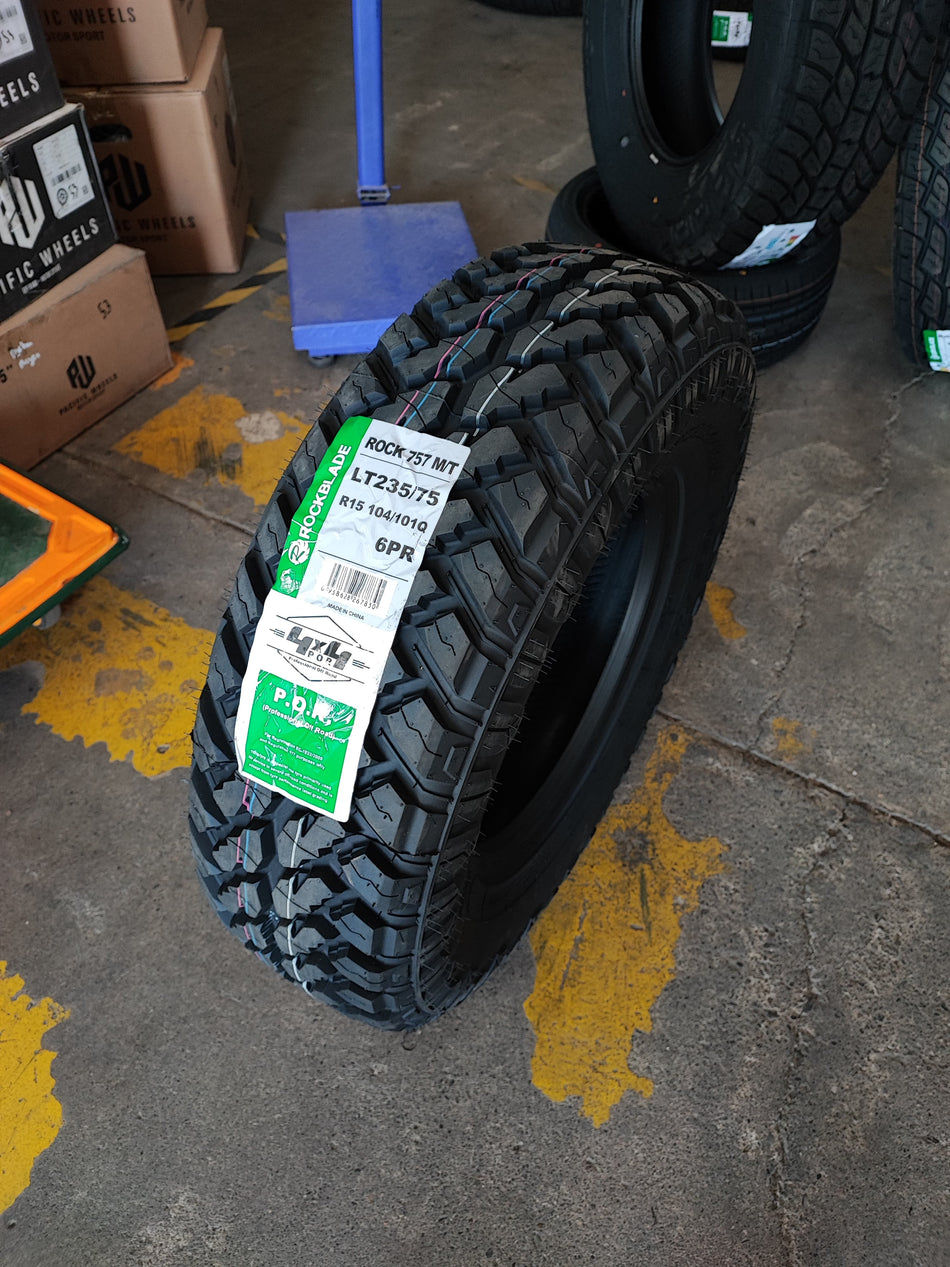 Neumatico 235/75 r15 lt Rockblade Rock 757 m/t 104/101q