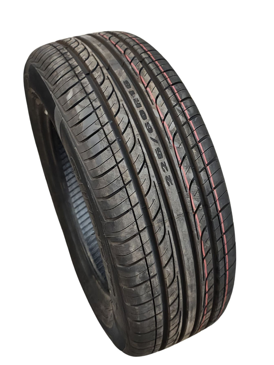 Neumatico 225/60 R16 Sunfull Sf-688 102v Xl