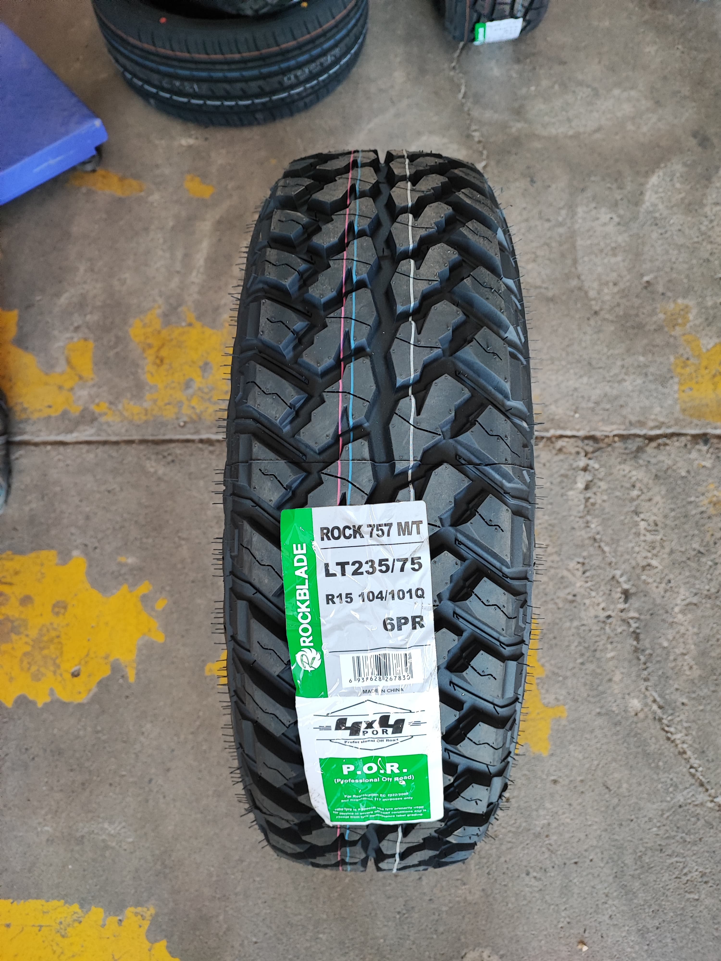 Neumatico 235/75 r15 lt Rockblade Rock 757 m/t 104/101q