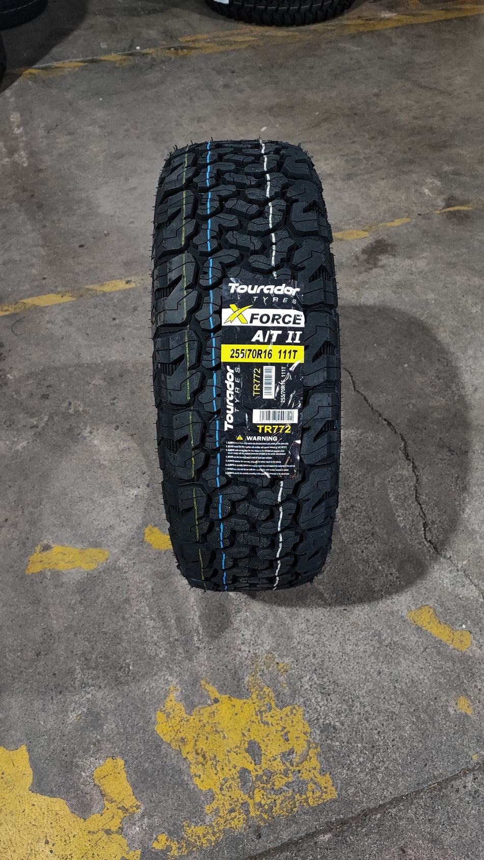 Neumatico 255/70 r16 tourador x force a/t 2 111t bz