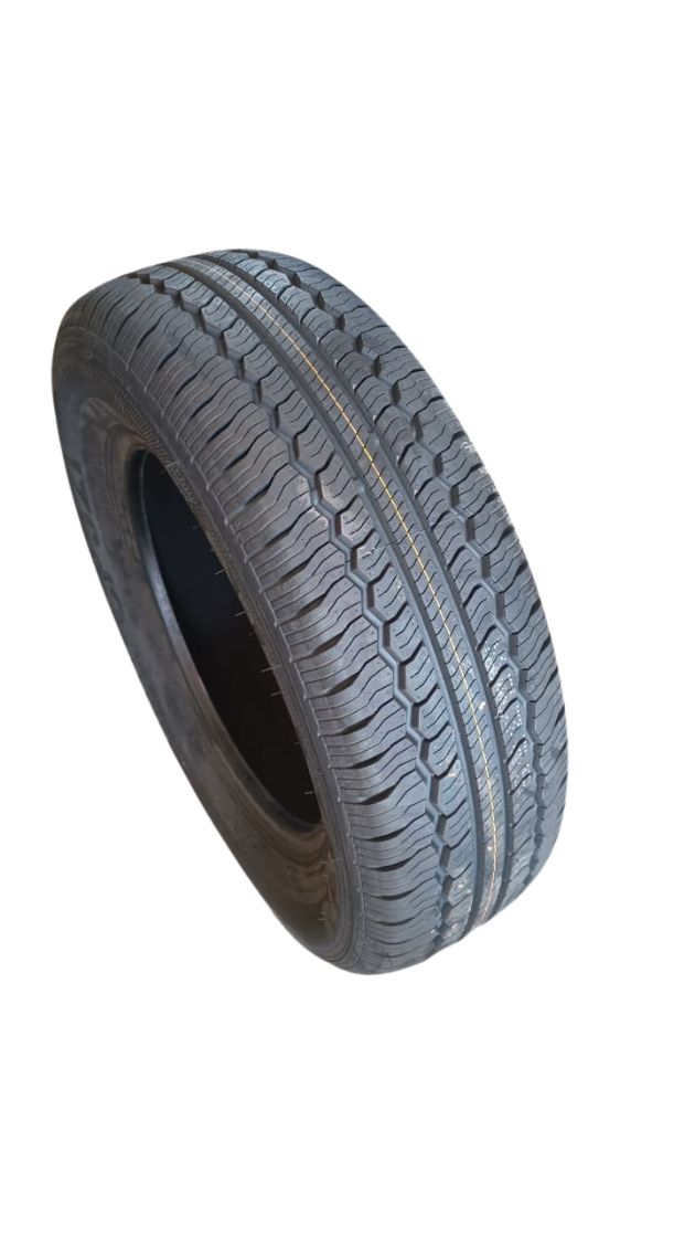 Neumatico 215/70 R16c 108/106t6pr Cp521 Nexen