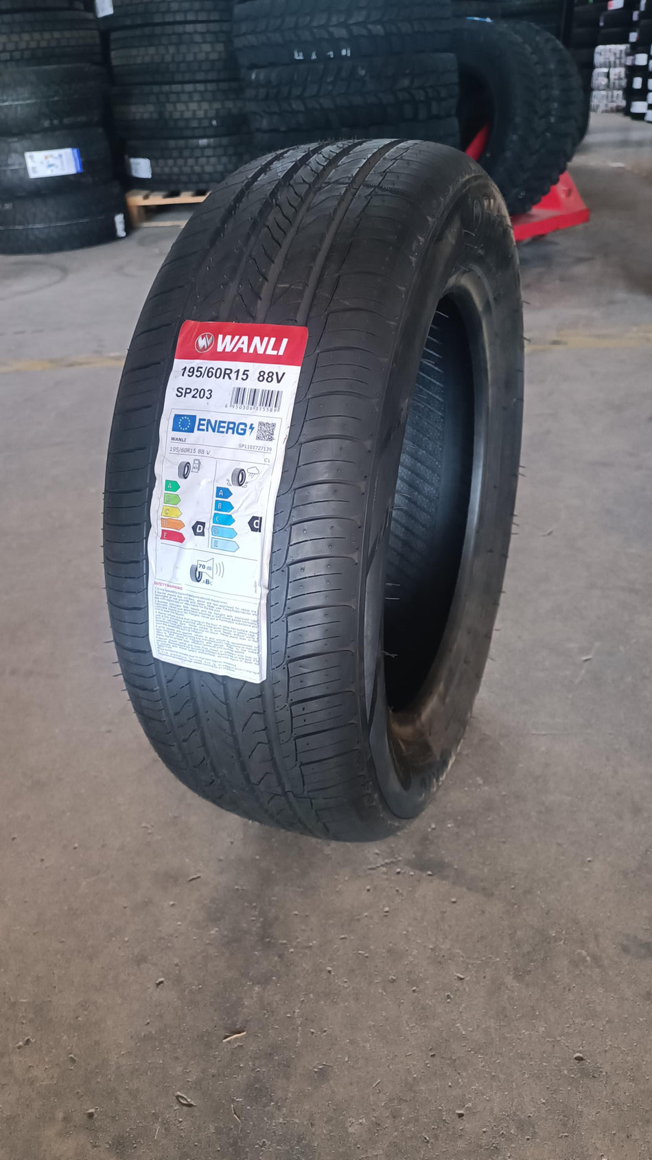 NEUMATICO 195/60 R15 WANLI SP203 88V