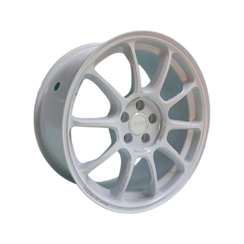 Juego de Llantas 17x8 5x100 Et38 White+Milling (1136B)