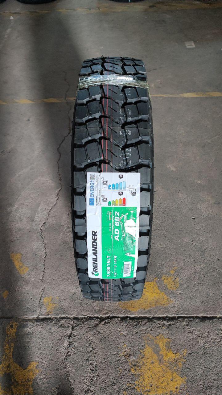 Neumatico 7.50R16LT GRENLANDER AD682 122/118L 14PR TRACC SET