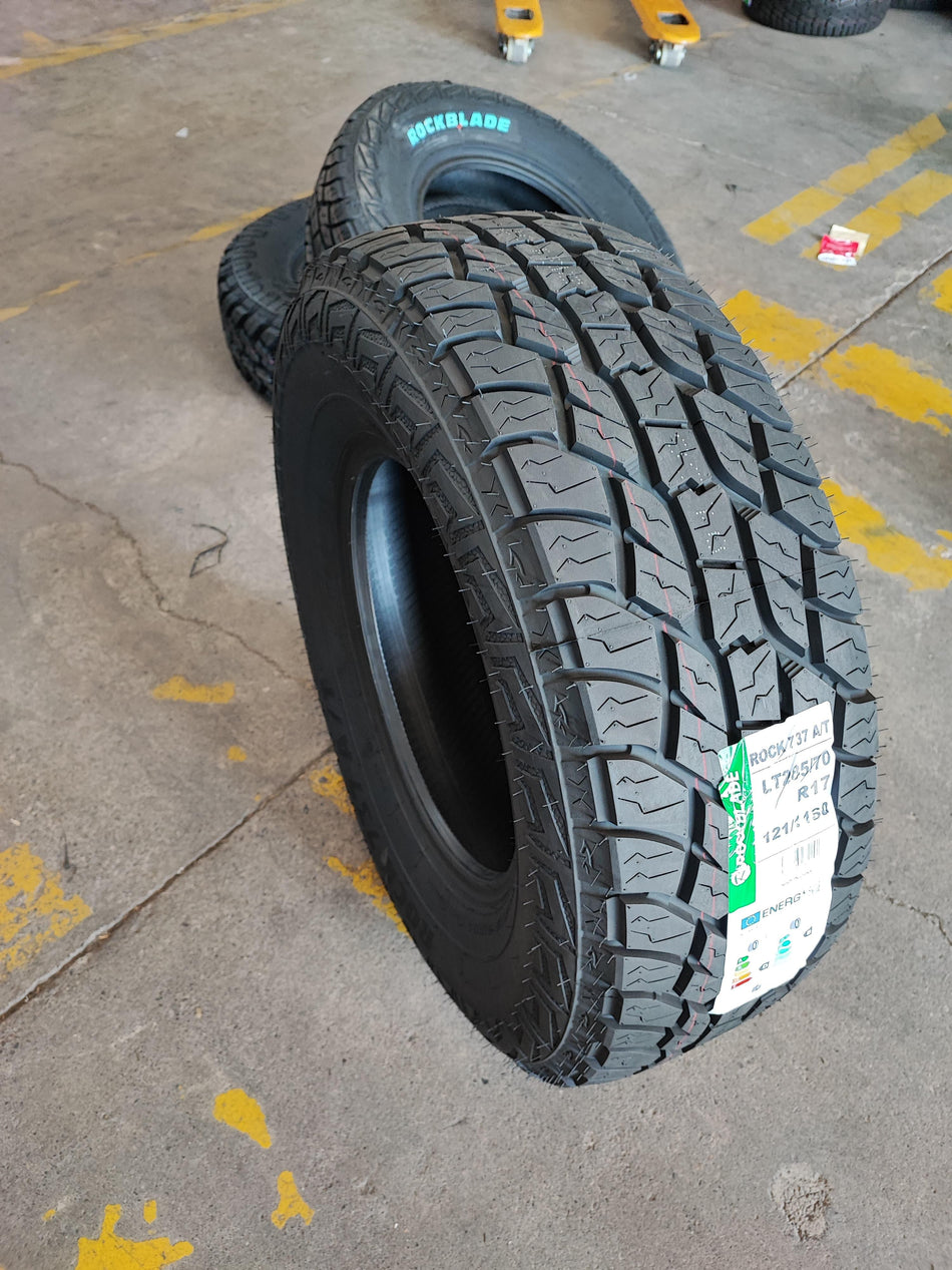 Neumatico 285/70 r17 lt Rockblade Rock 737 a/t 121/118q