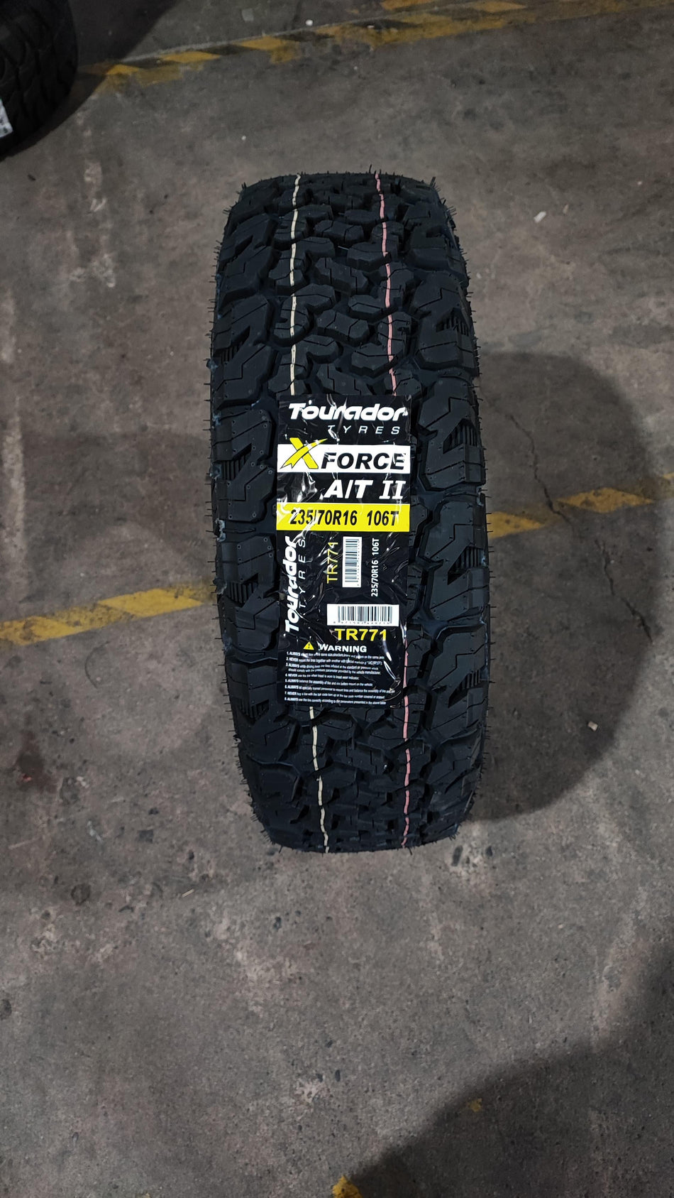 Neumatico 235/70 r16 tourador x force a/t 2 106t bz