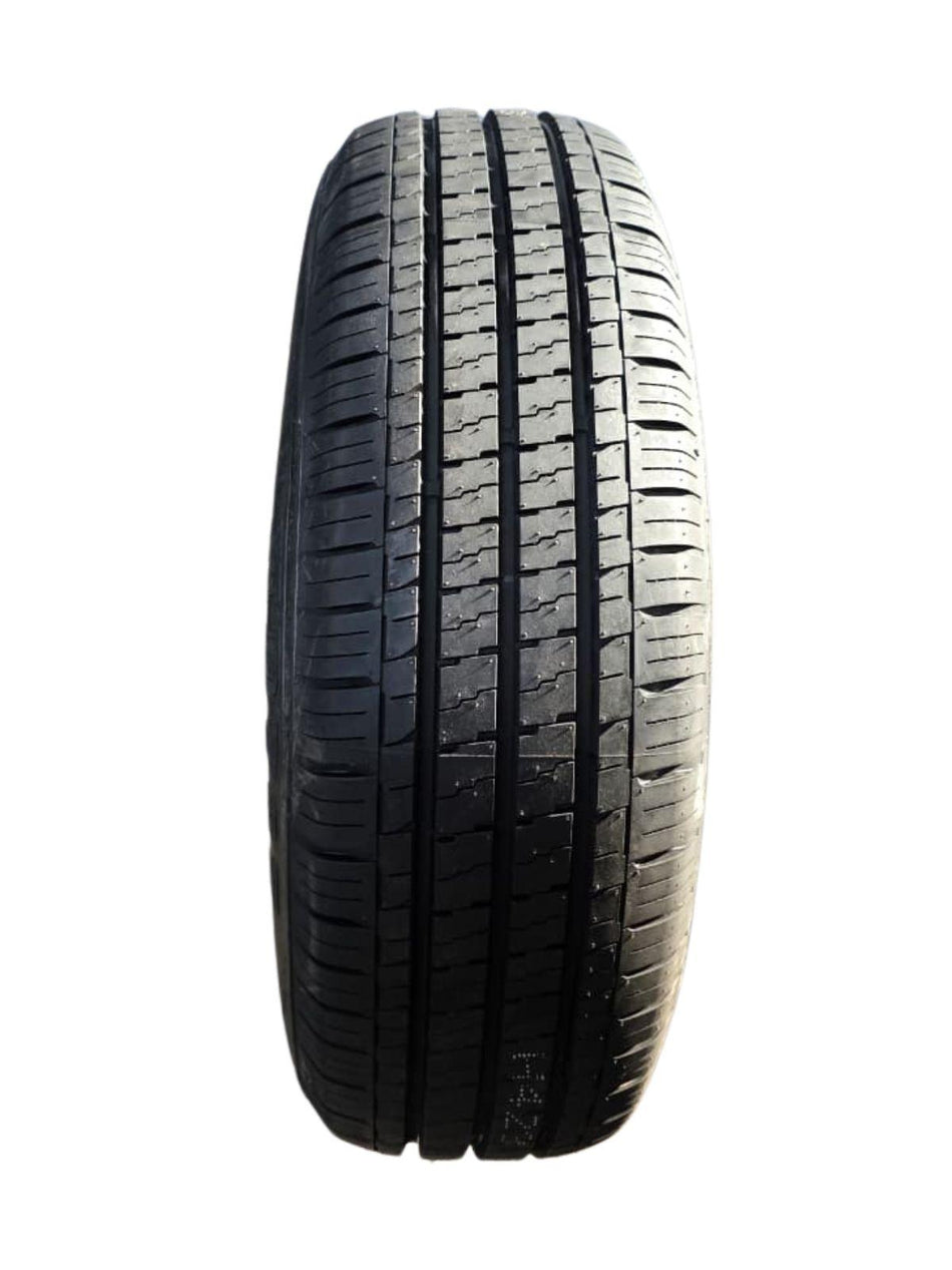 Neumatico 205/70 R15c Haida hd737 106/104R 8PR