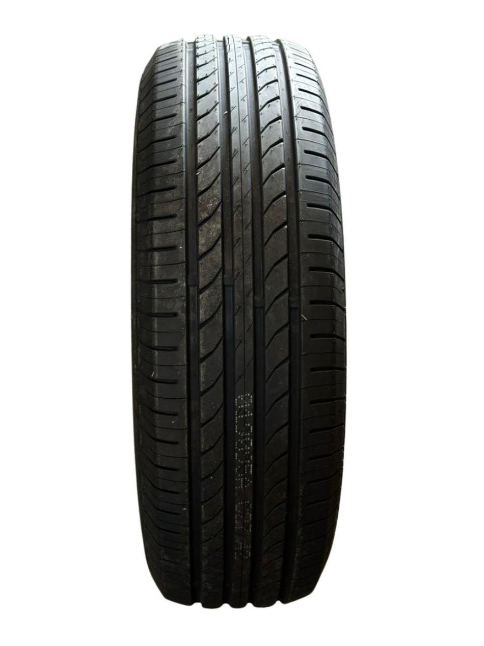 Neumatico 235/65 r17 Risen RP68 104H