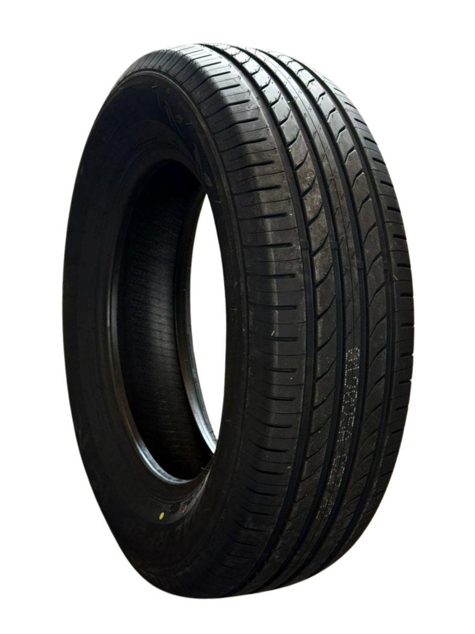 Neumatico 235/65 r17 Risen RP68 104H