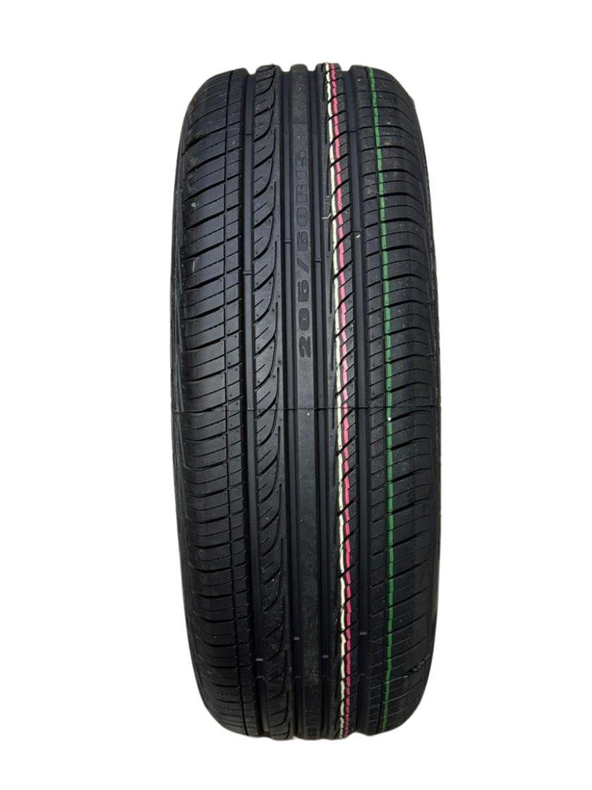 Neumatico 205/60 r15 Sunfull SF-688 91V