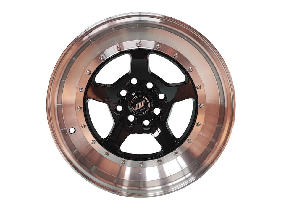 Juego de Llantas 15x8 4x100/4x114.3 Et0 BM lip H5194