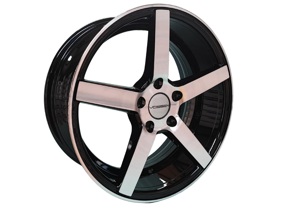 Juego de Llantas 17x7.5 5x114.3 Et40 BM face 221 MB