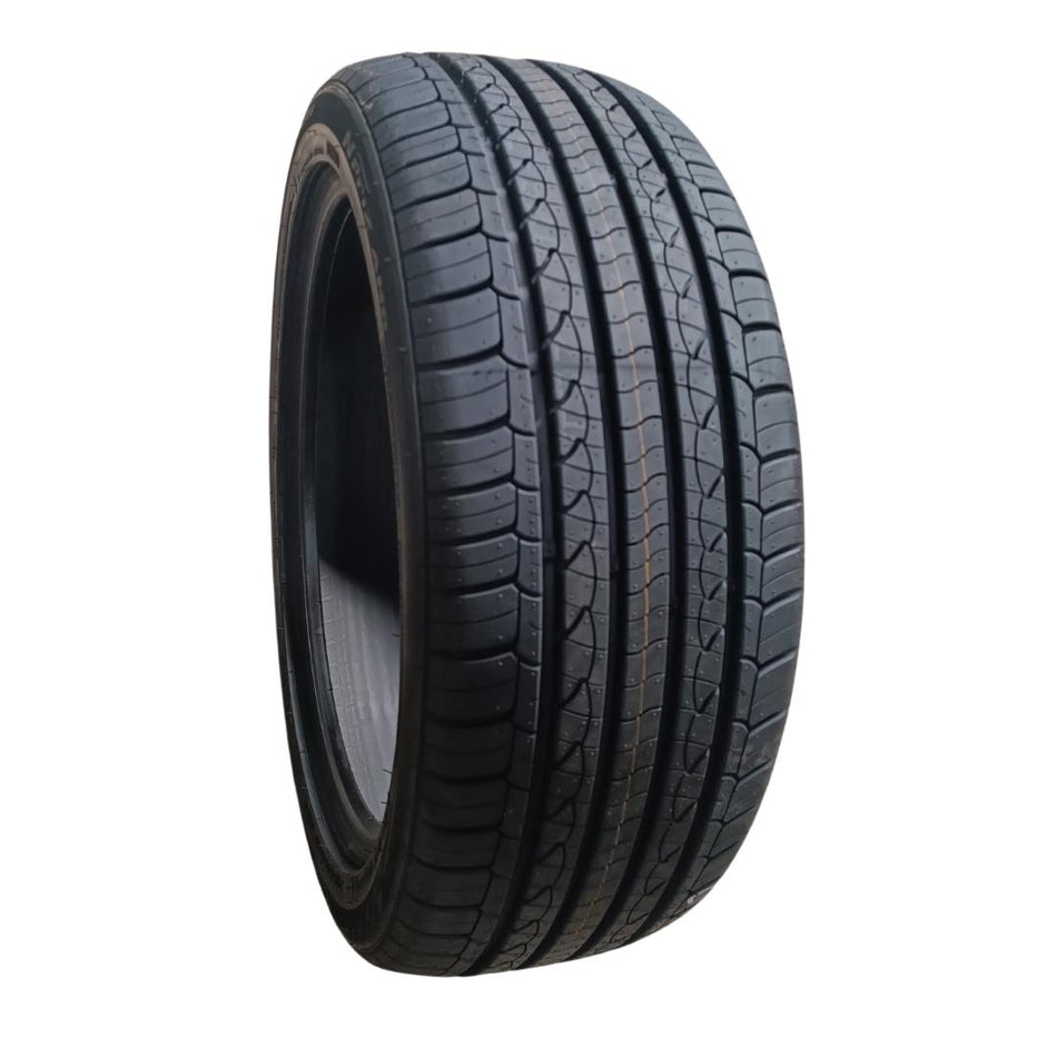 Neumatico 215/45 R18 Nexen NPriz AH8 89V