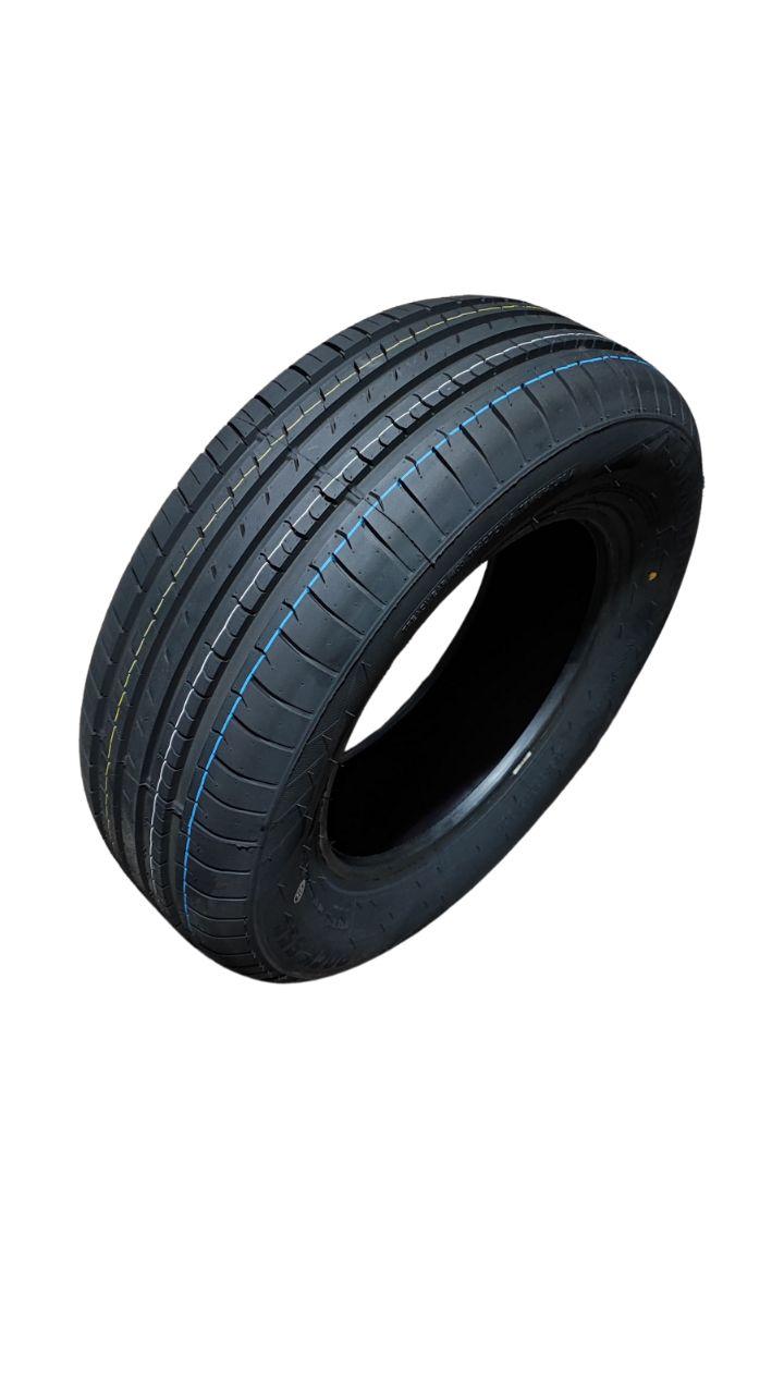 Neumatico 215/65 R15 ROCKBLADE ROCK 555 96H