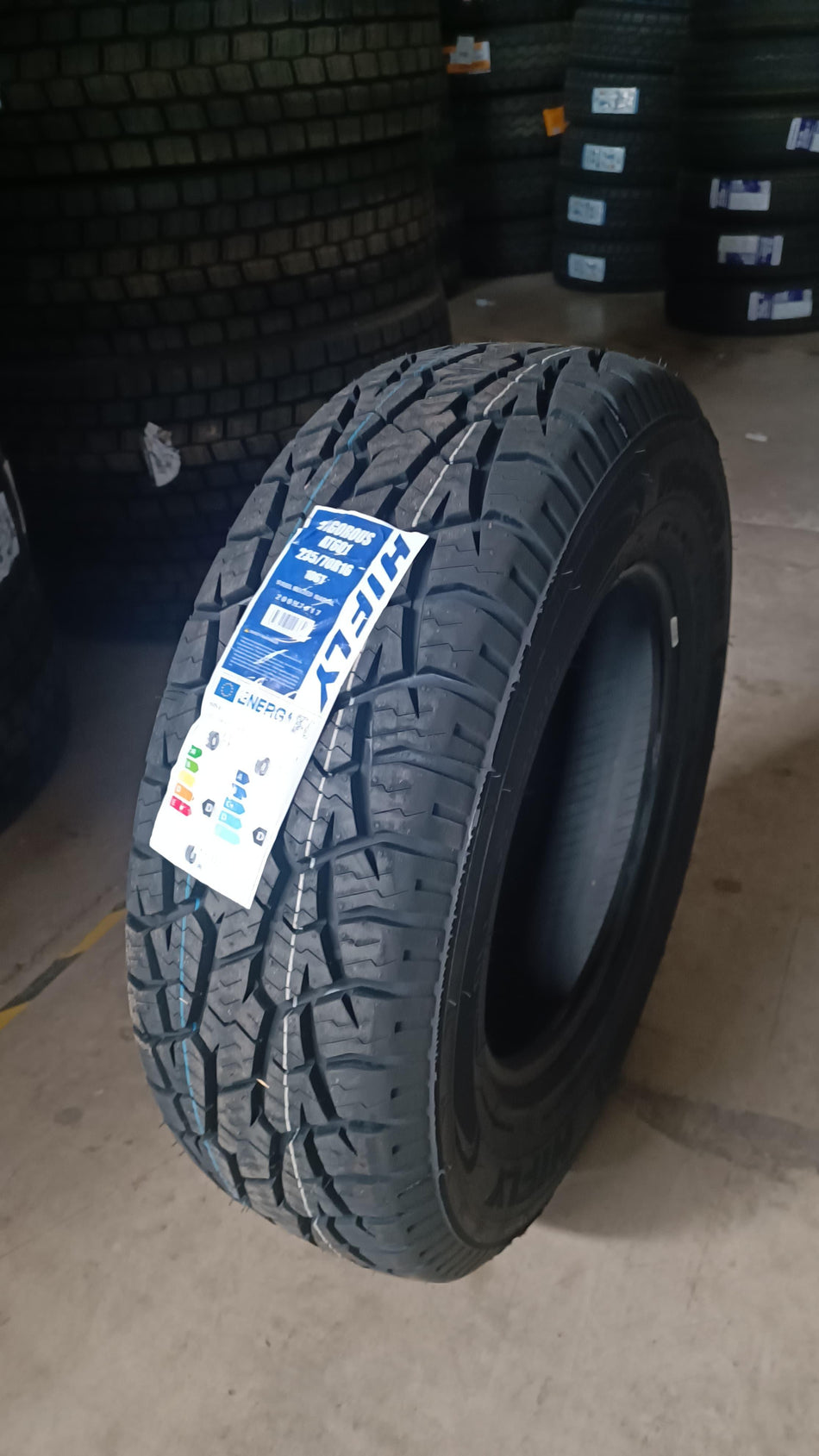Neumatico 235/70 R16 Hifly Vigorous AT601 106T