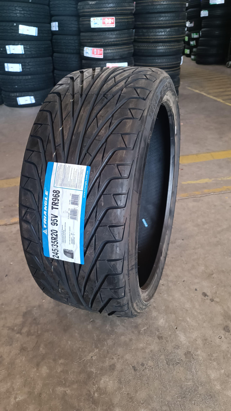 Neumatico 245/35 R20 Triangle Tr968 95V