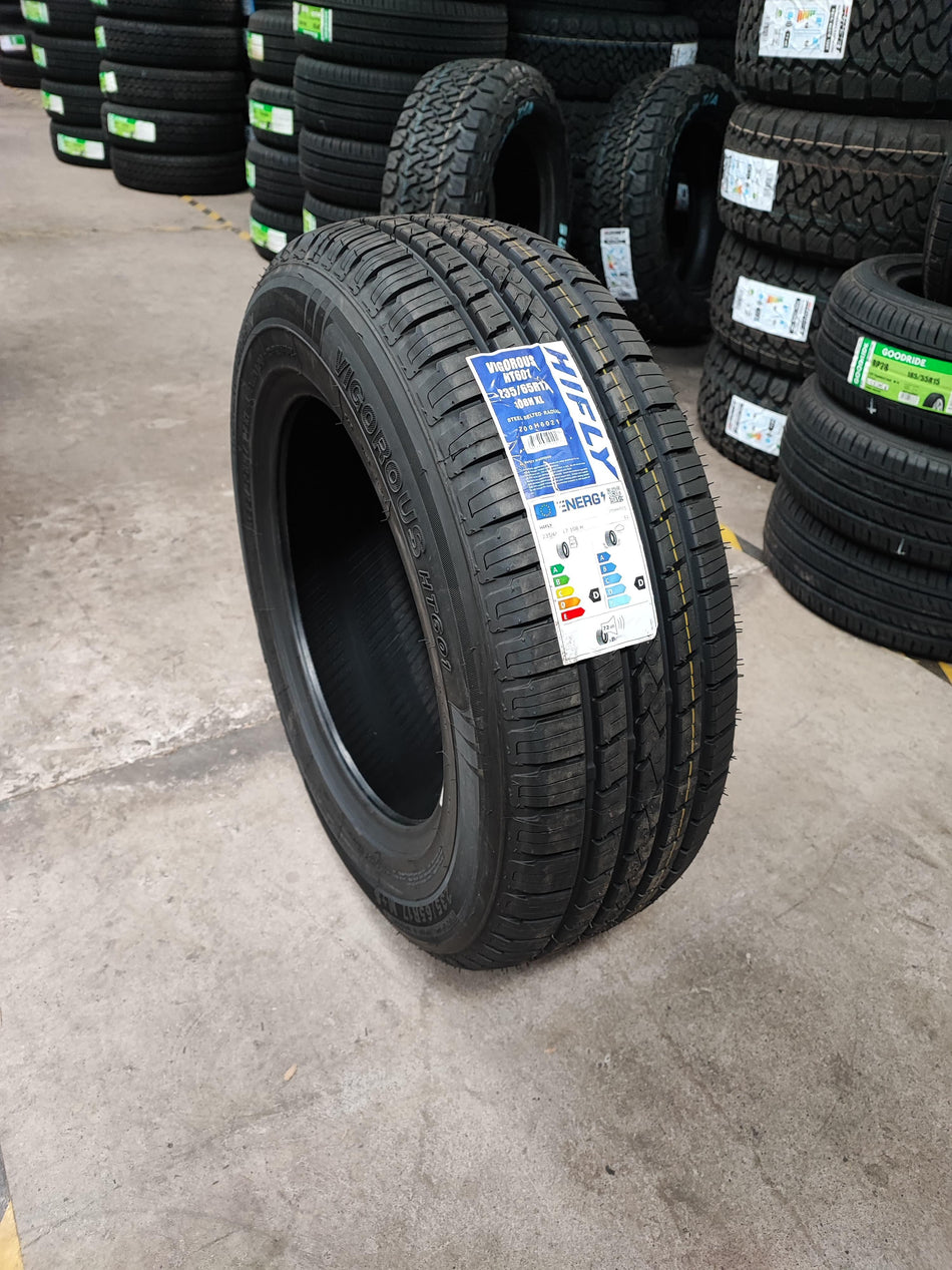 Neumatico 235/65 R17 Hifly Vigorous Ht601 108H XL