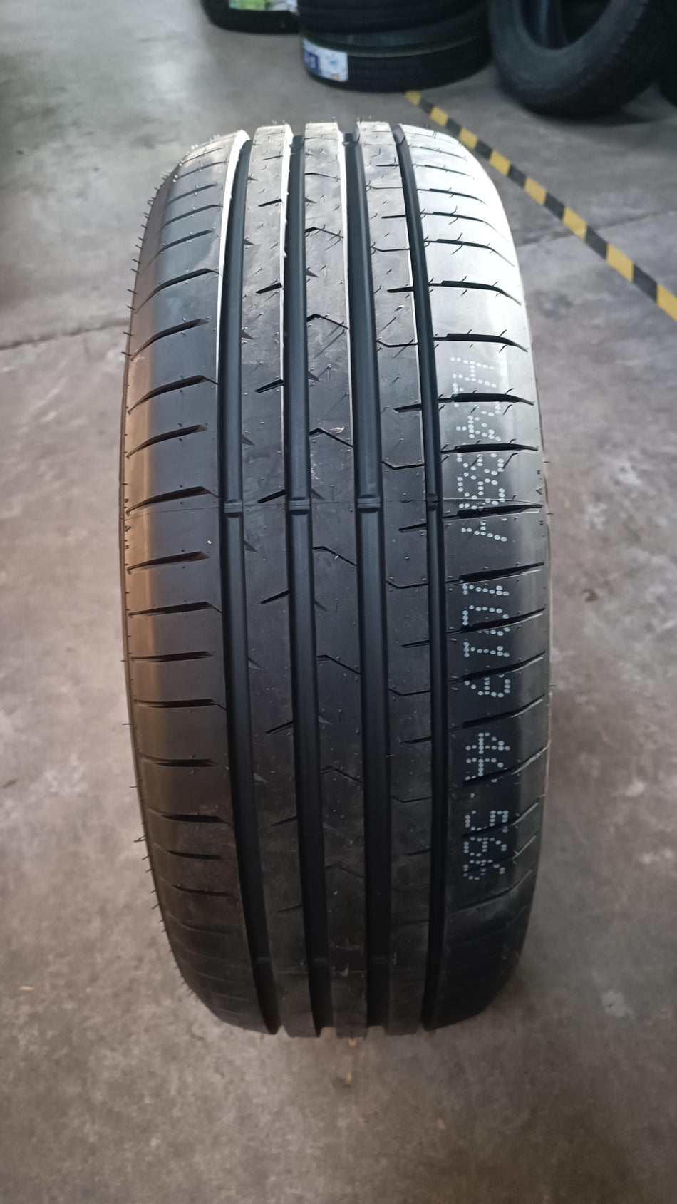 NEUMATICO 245/45 R18 WINDFORCE CATCHFORS UHP PRO 100W XL